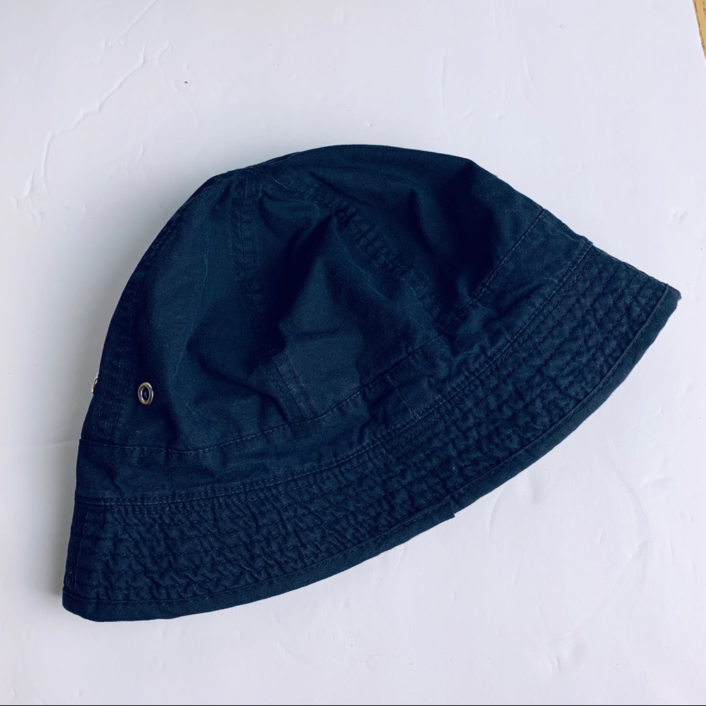 UO Black Buckle Hat NWT